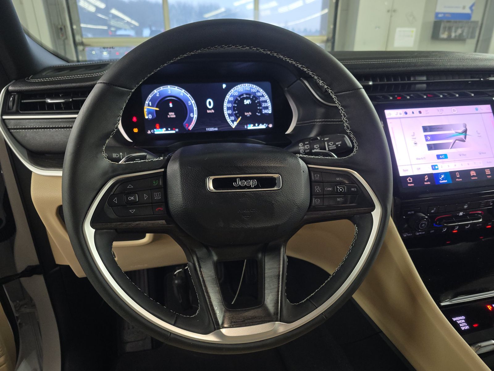 2025 Jeep Grand Cherokee Limited AWD