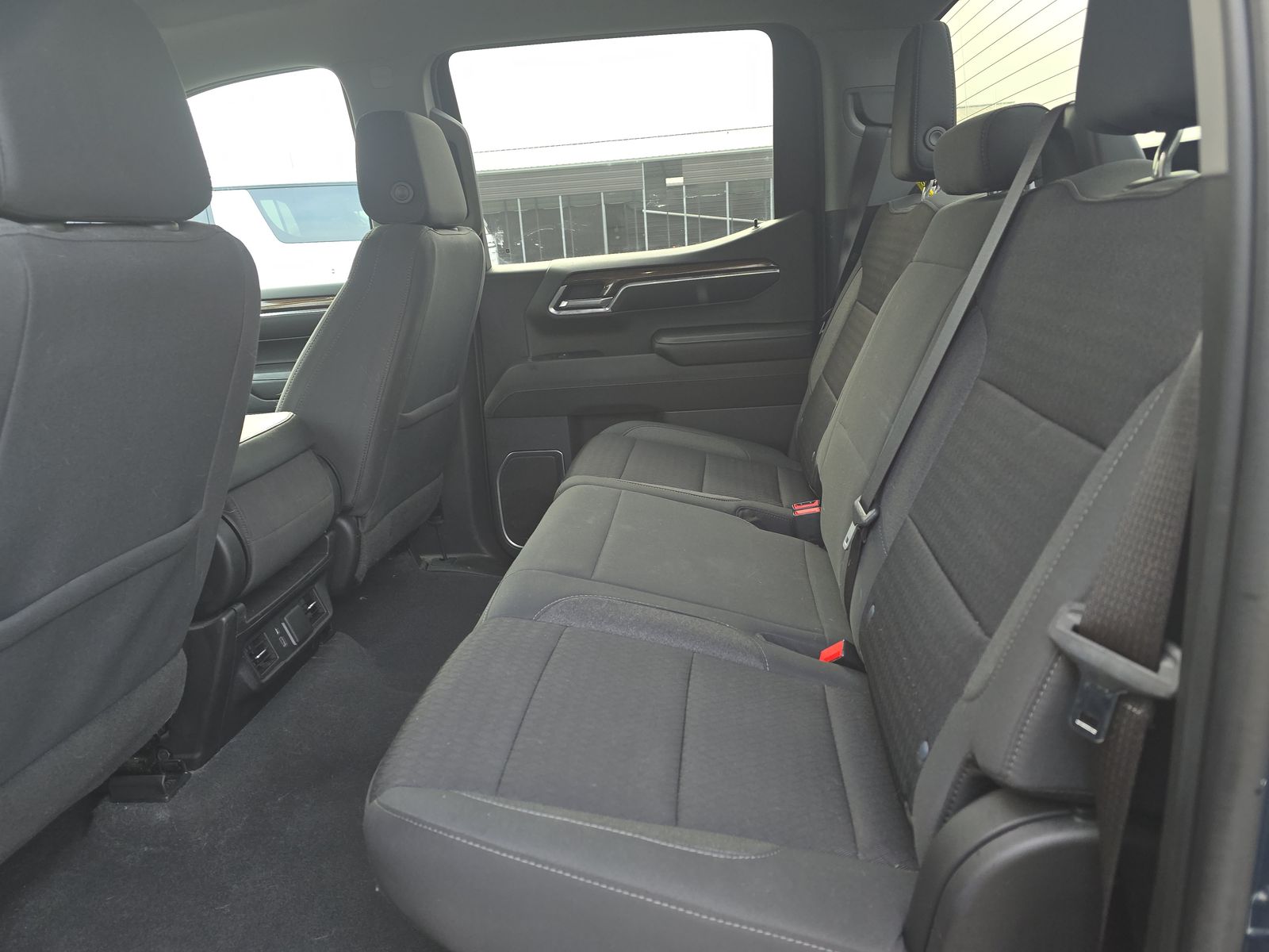 2023 Chevrolet Silverado 1500 LT AWD