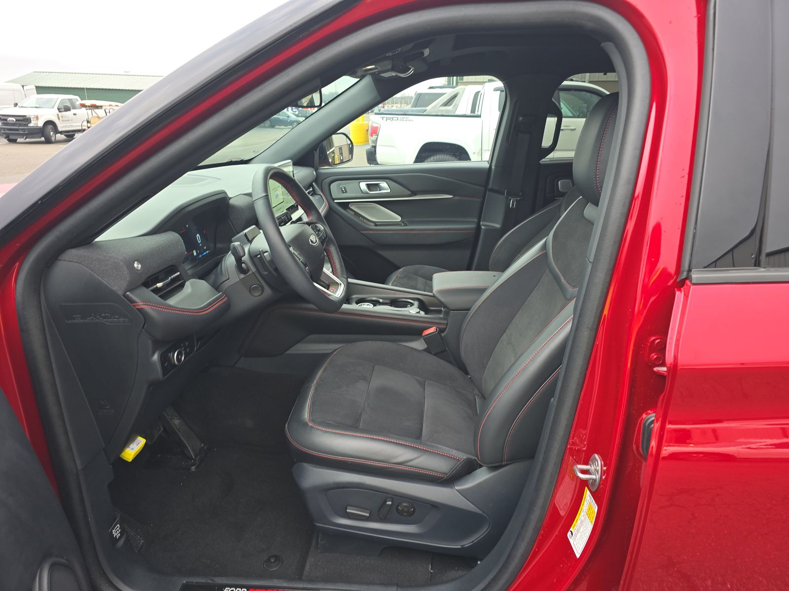 2025 Ford Explorer ST AWD