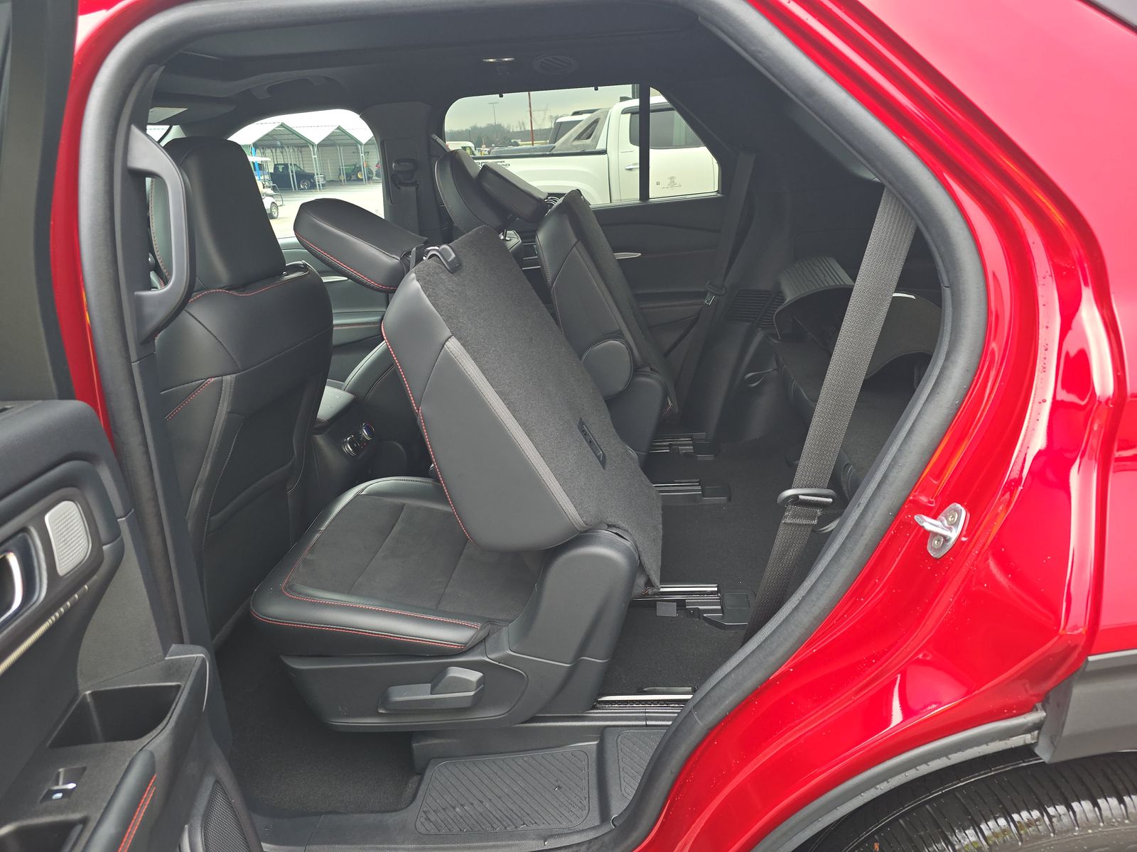 2025 Ford Explorer ST AWD