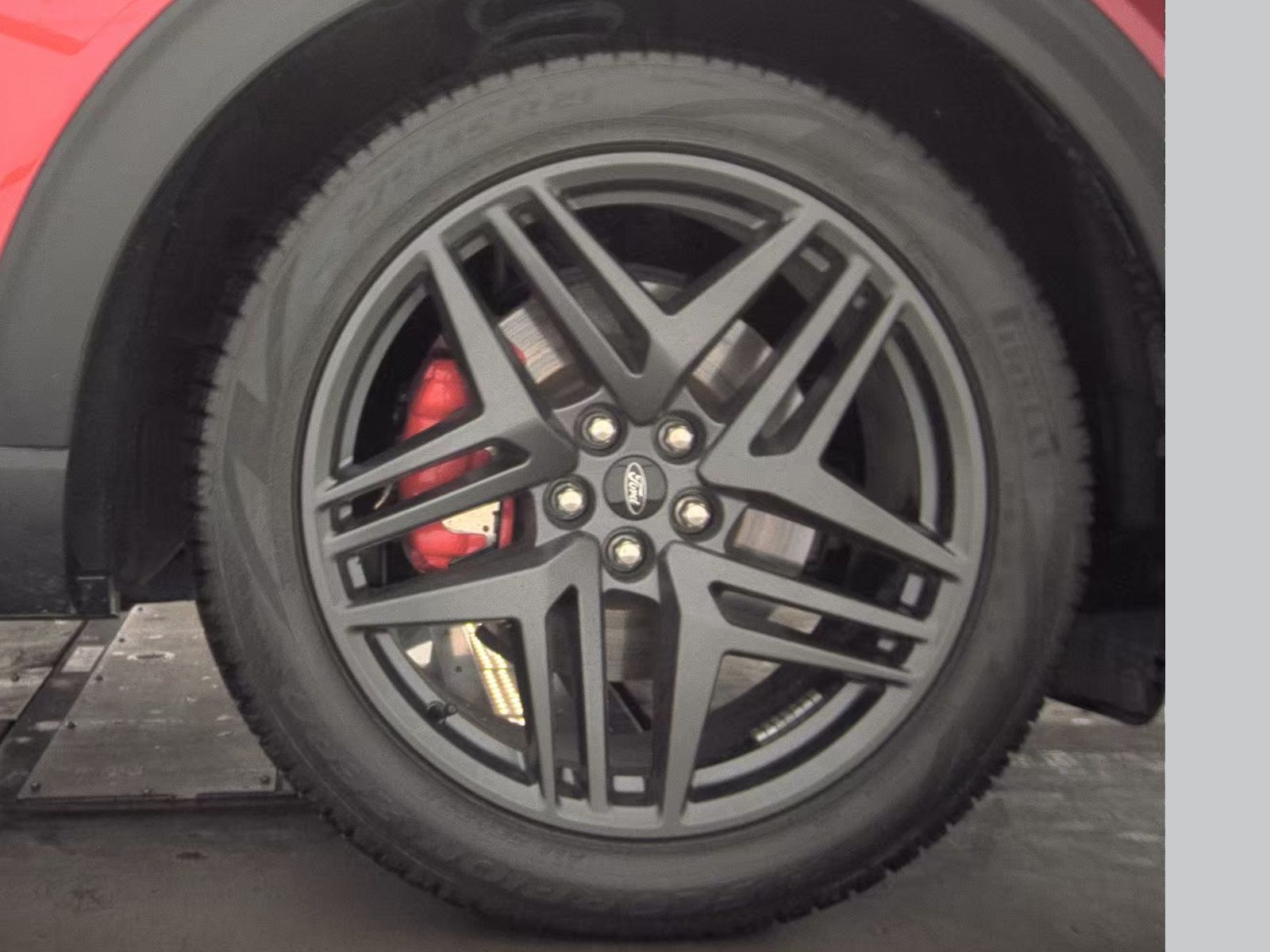 2025 Ford Explorer ST AWD