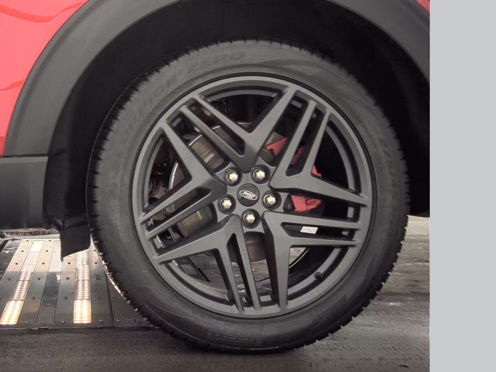 2025 Ford Explorer ST AWD