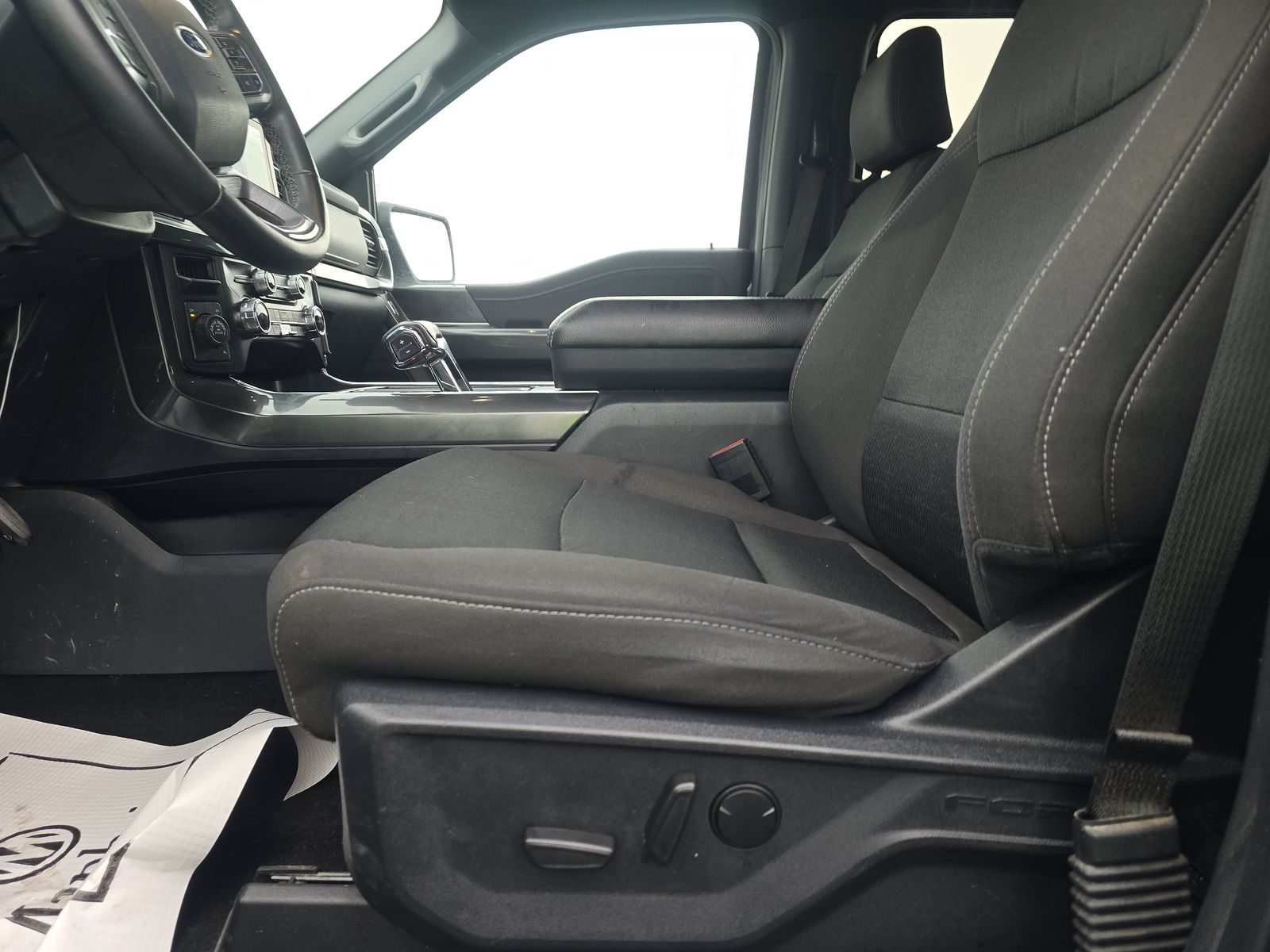 2023 Ford F-150 Hybrid XLT AWD