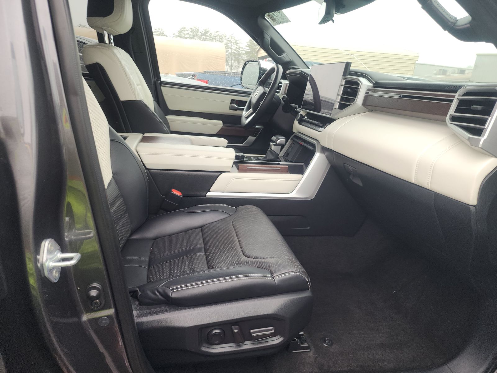 2023 Toyota Tundra Hybrid Capstone AWD