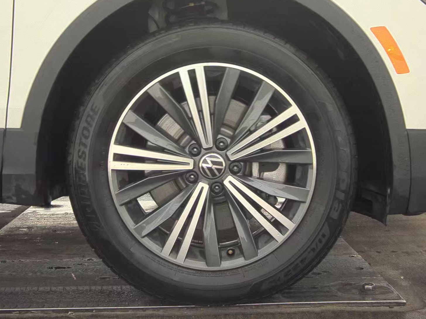 2024 Volkswagen Tiguan 2.0T Wolfsburg Edition FWD