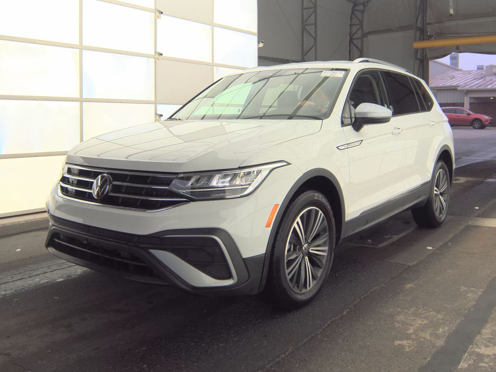 2024 Volkswagen Tiguan 2.0T Wolfsburg Edition FWD