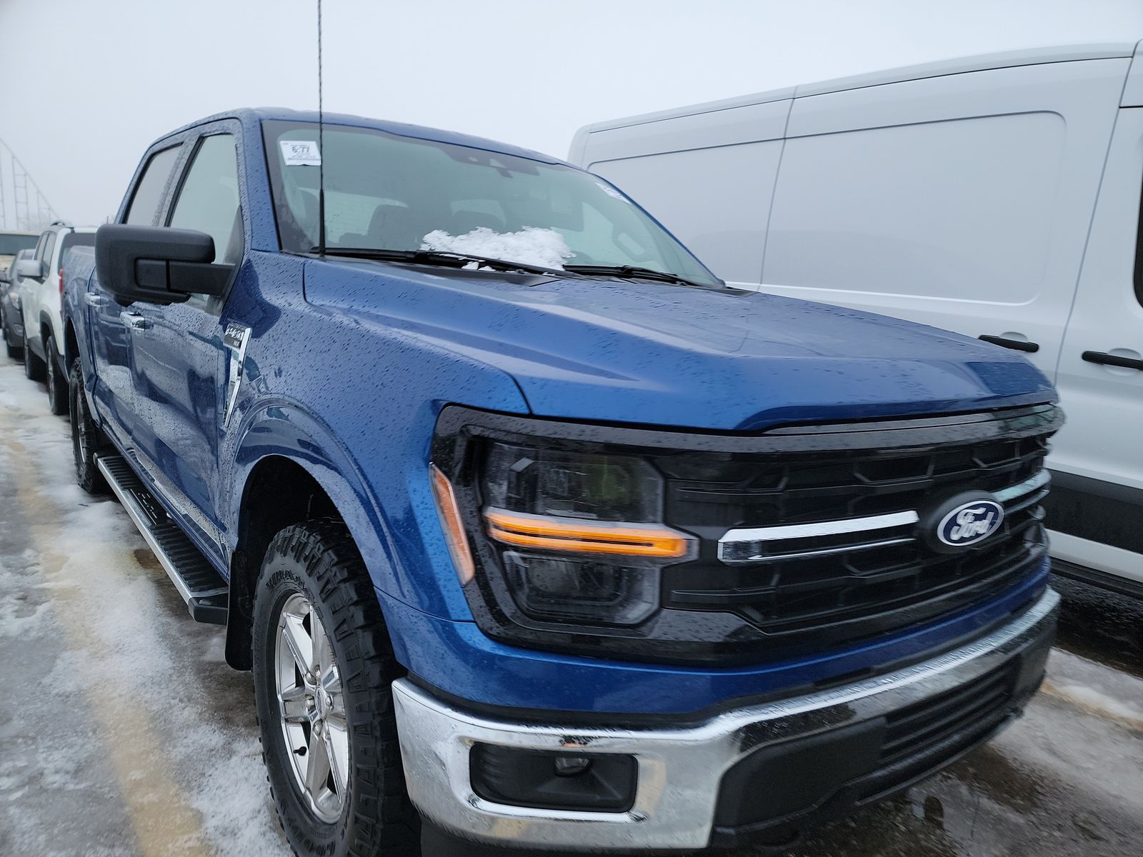 2024 Ford F-150 XLT AWD