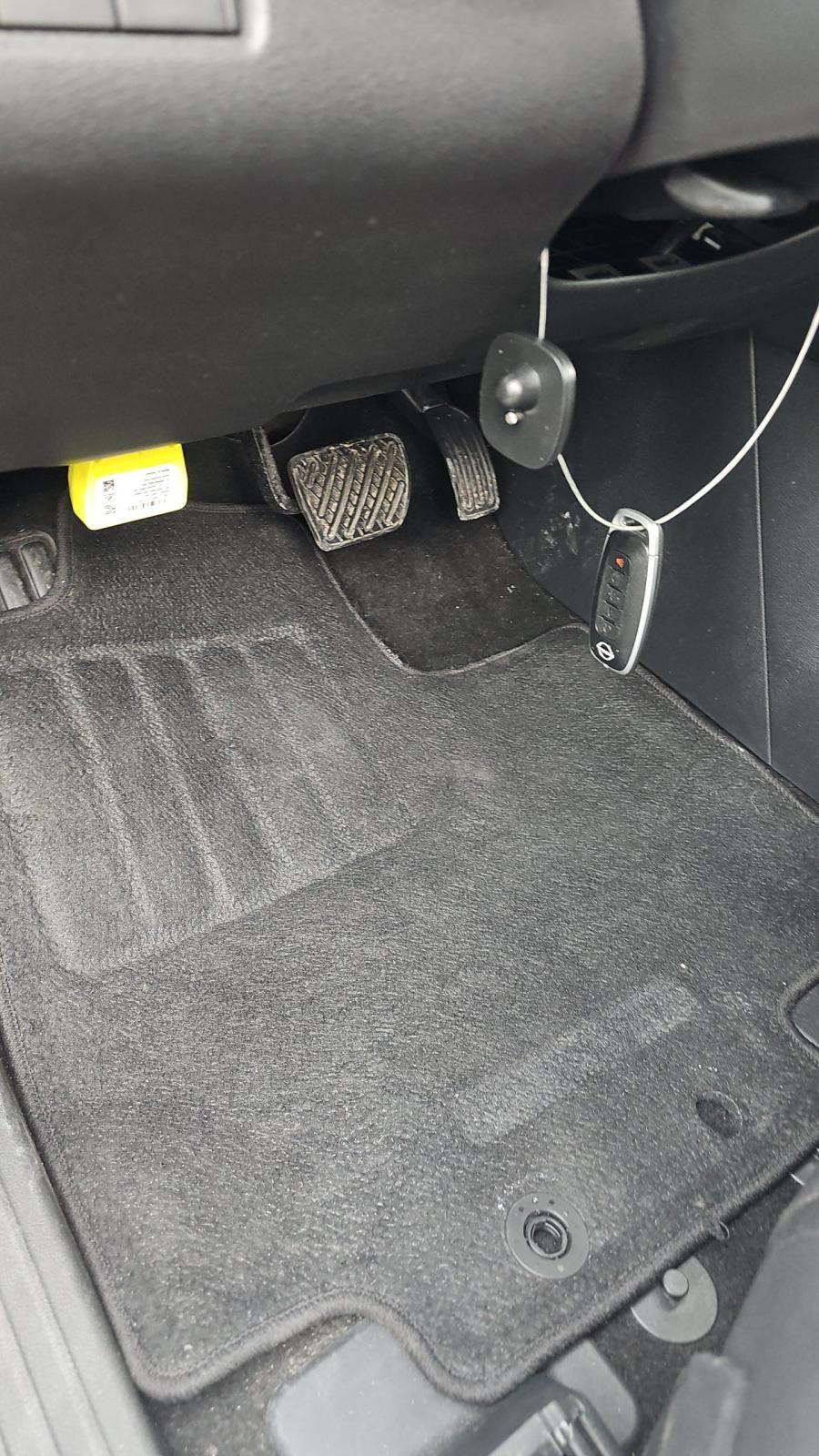 2025 Nissan Pathfinder SV AWD