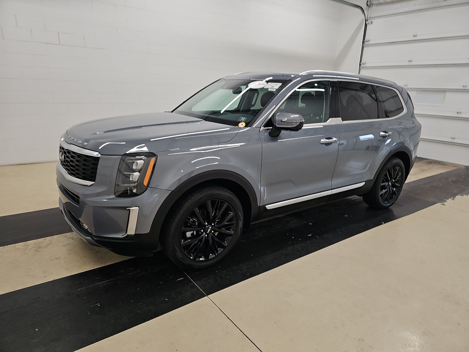 2022 Kia Telluride SX's photo