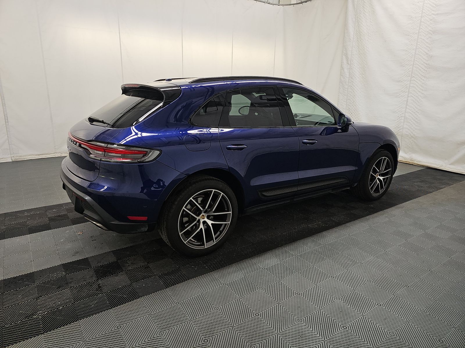 2024 Porsche Macan Base AWD