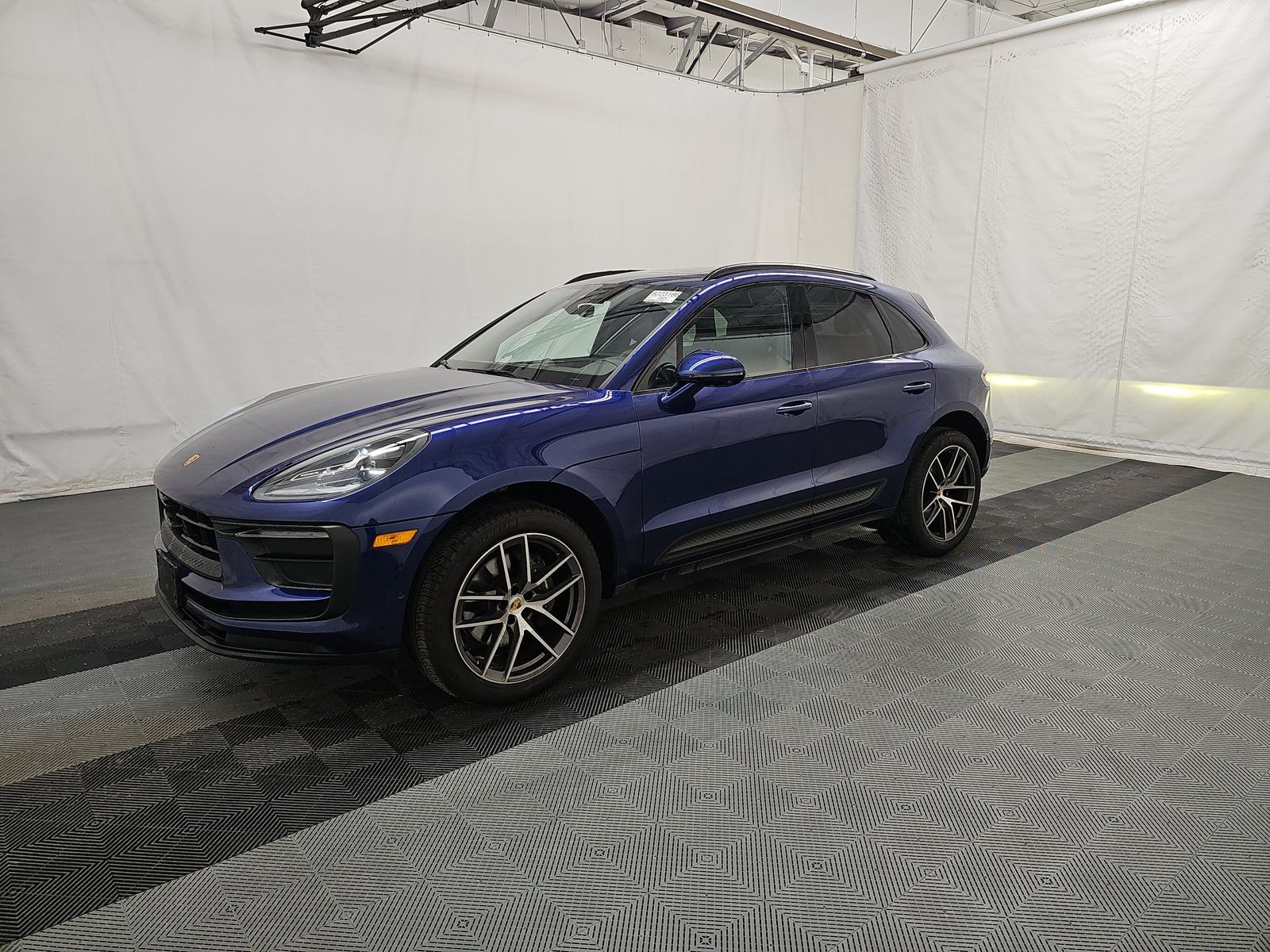 2024 Porsche Macan Base AWD
