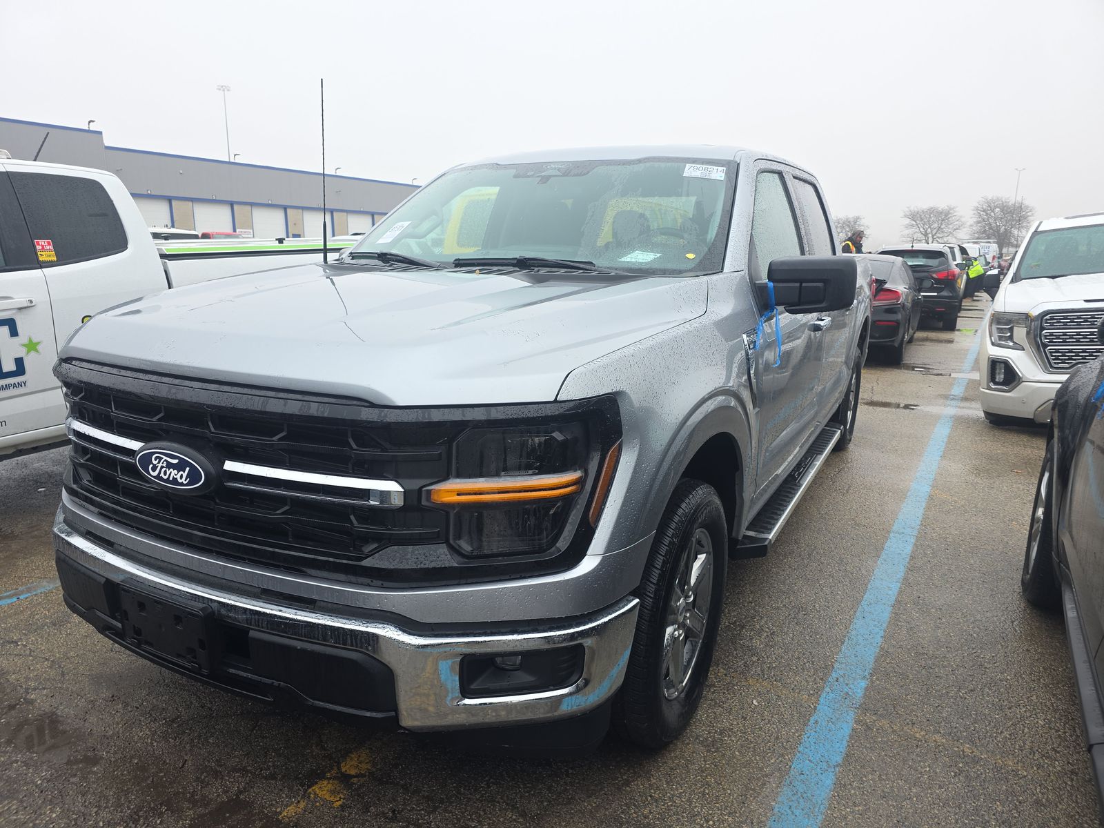 2025 Ford F-150 XLT RWD