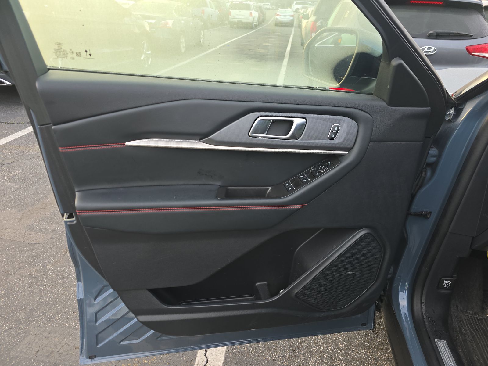 2025 Ford Explorer ST-Line AWD