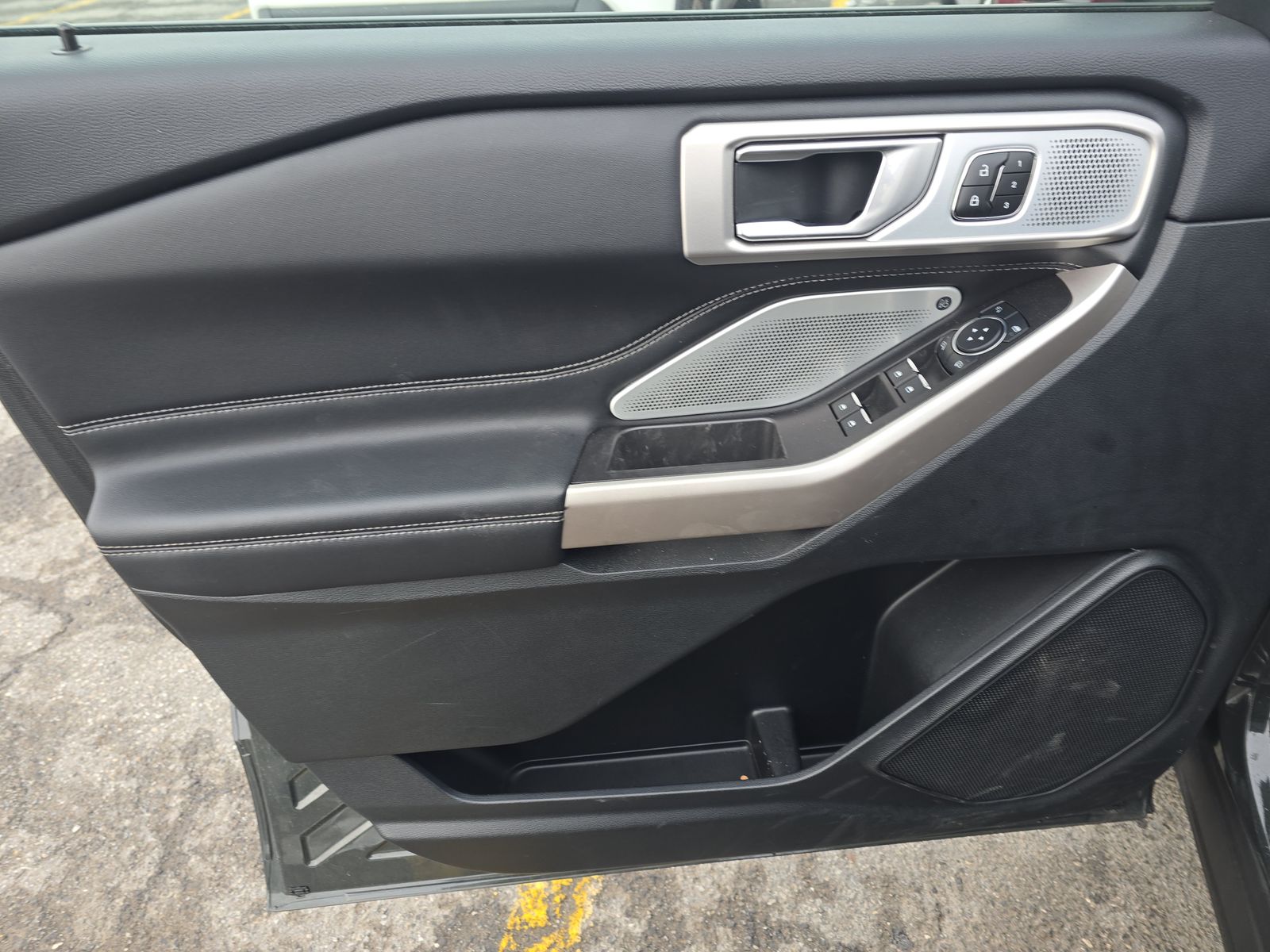 2023 Ford Explorer Limited AWD