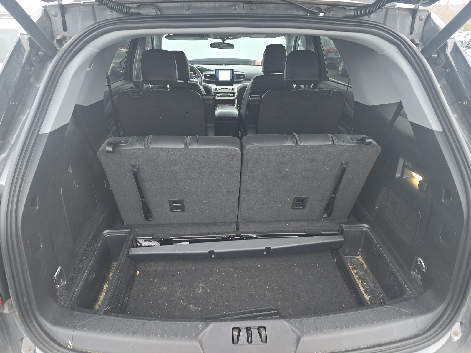 2023 Ford Explorer XLT AWD