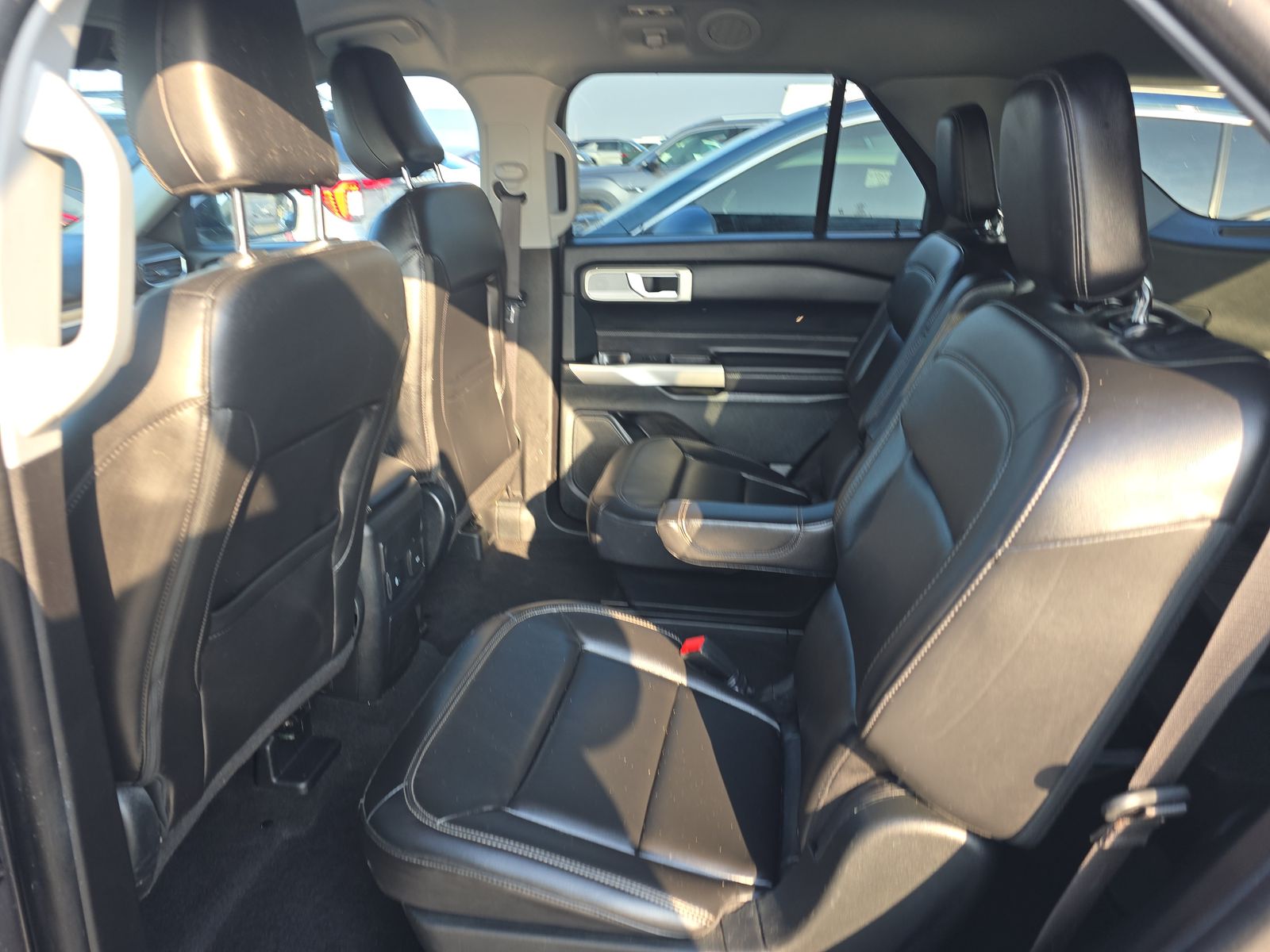 2023 Ford Explorer XLT AWD