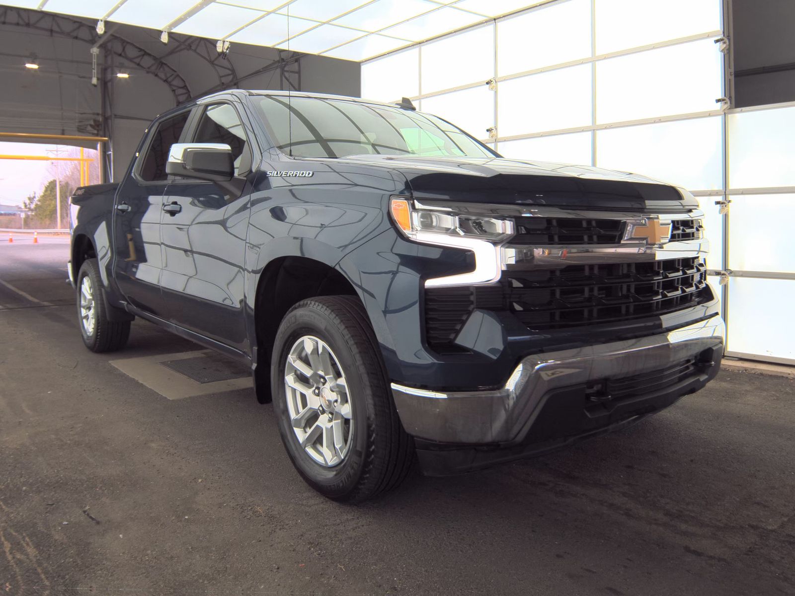 2023 Chevrolet Silverado 1500 LT AWD