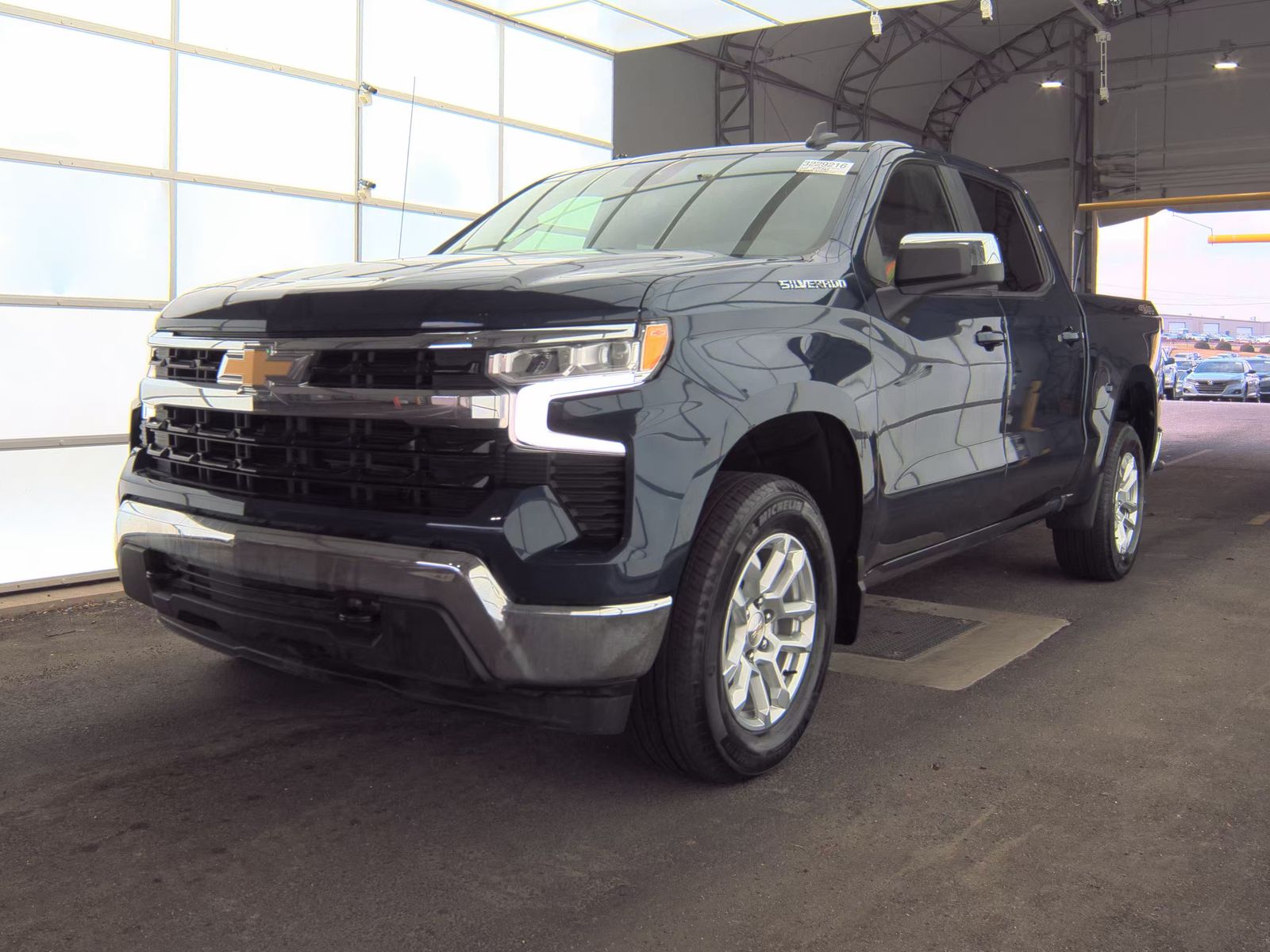 2023 Chevrolet Silverado 1500 LT AWD