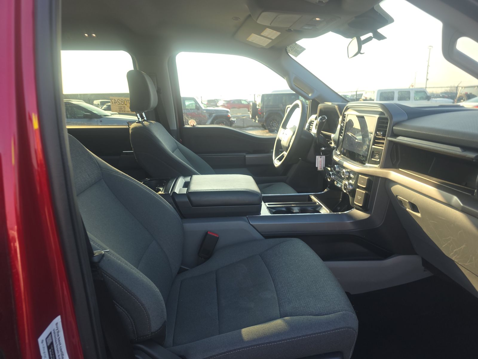 2025 Ford F-150 Hybrid XLT AWD