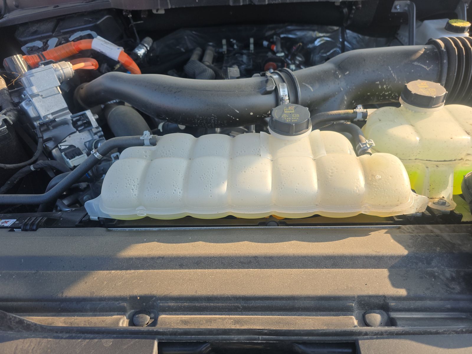 2025 Ford F-150 Hybrid XLT AWD