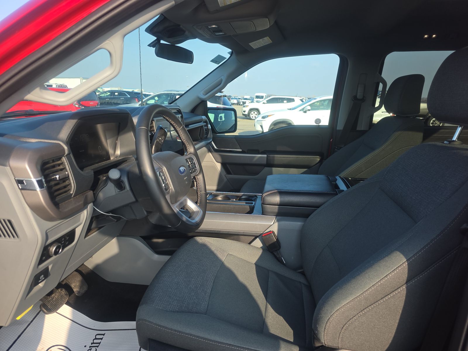 2025 Ford F-150 Hybrid XLT AWD