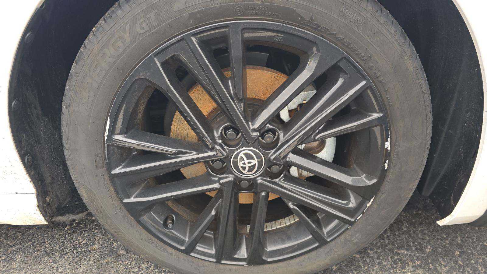 2025 Toyota Camry SE FWD