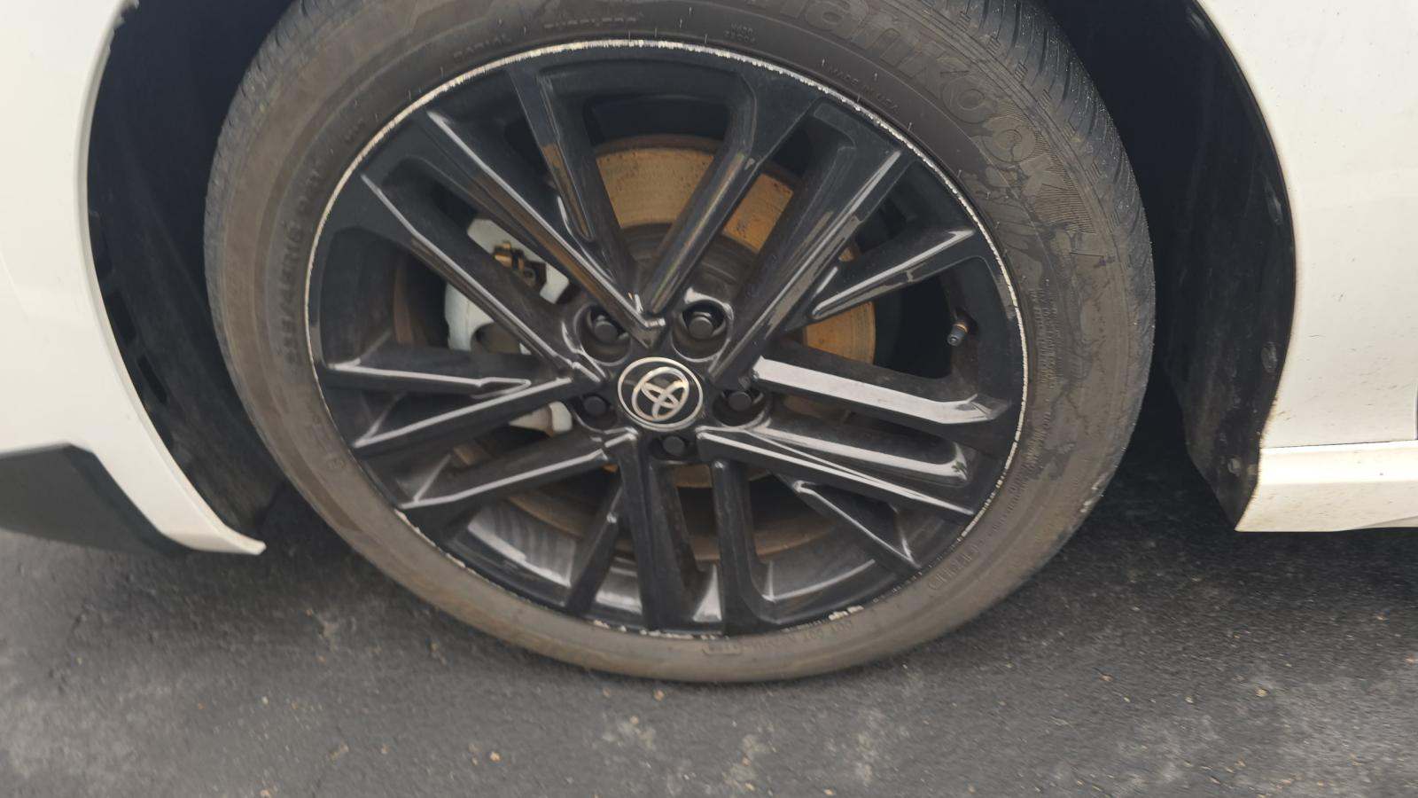 2025 Toyota Camry SE FWD