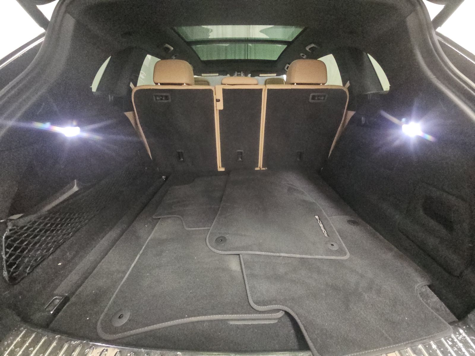 2023 Porsche Cayenne Platinum Edition AWD