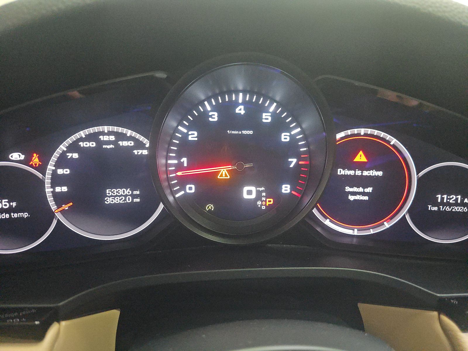 2023 Porsche Cayenne Platinum Edition AWD