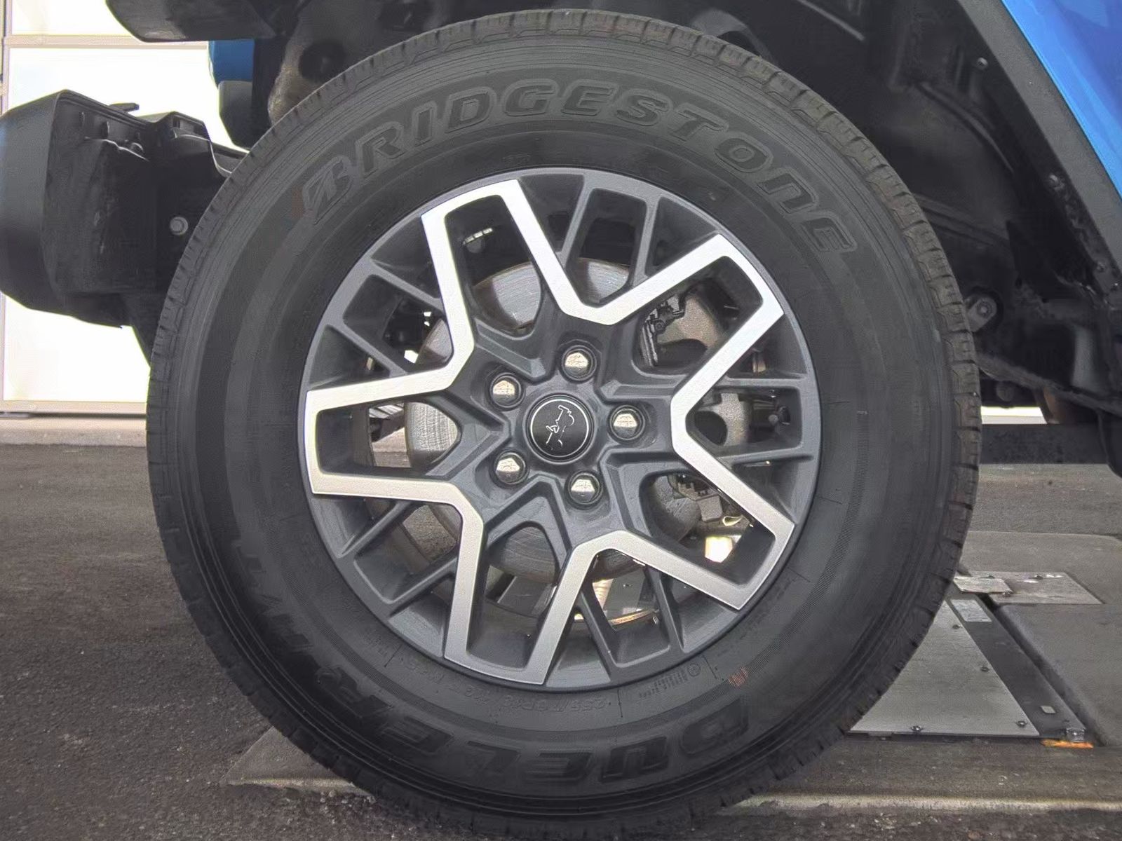 2024 Jeep Wrangler Sahara AWD