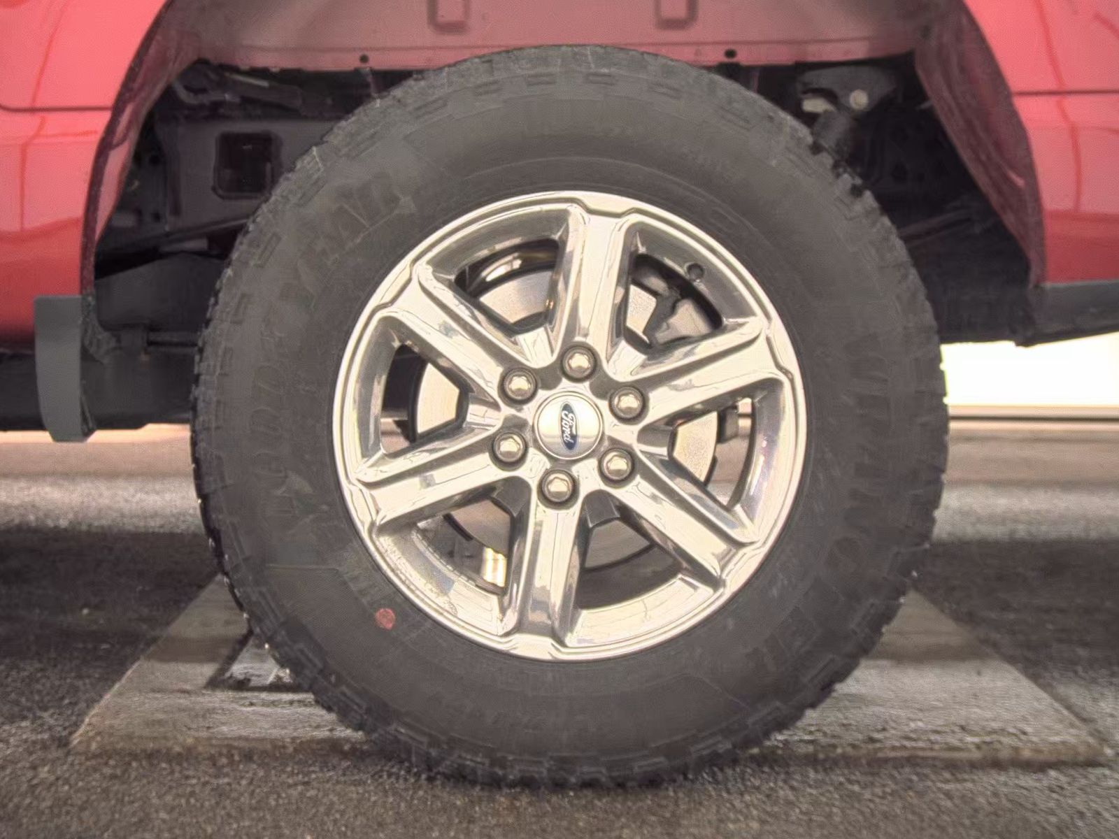 2025 Ford F-150 Hybrid XLT AWD