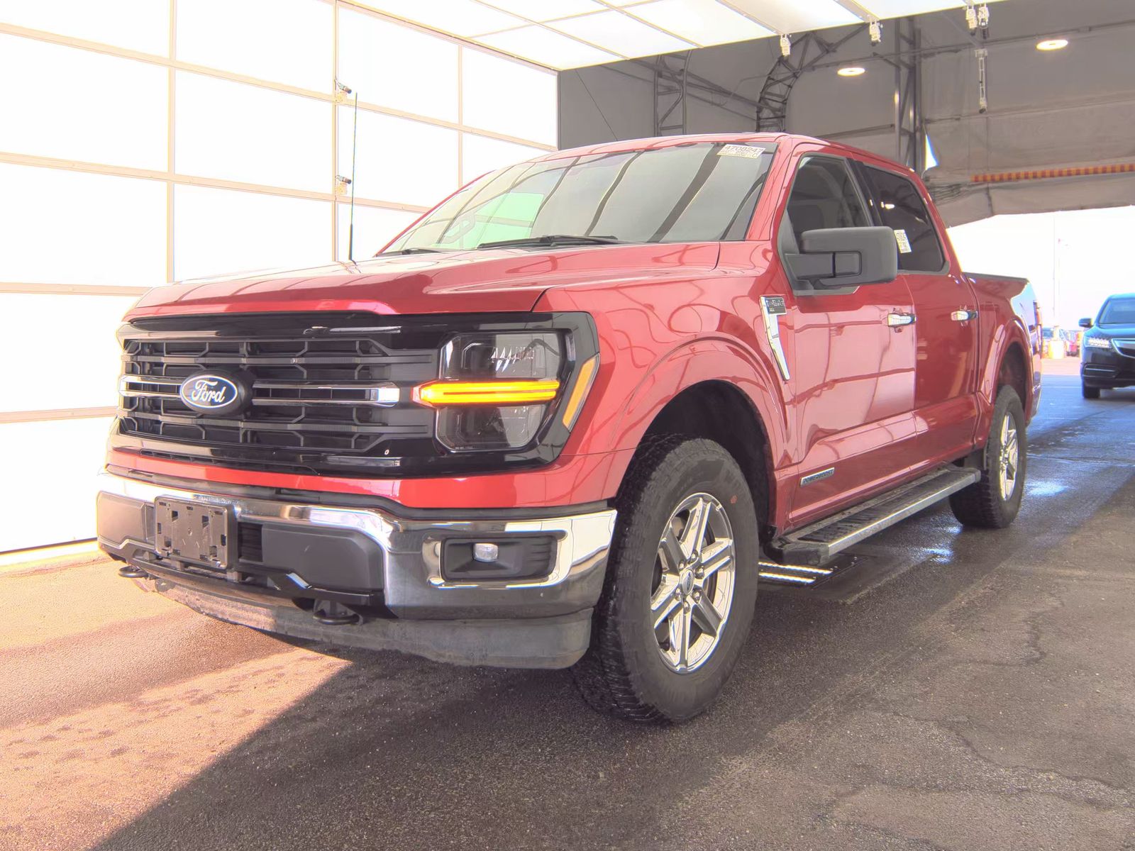 2025 Ford F-150 Hybrid XLT AWD