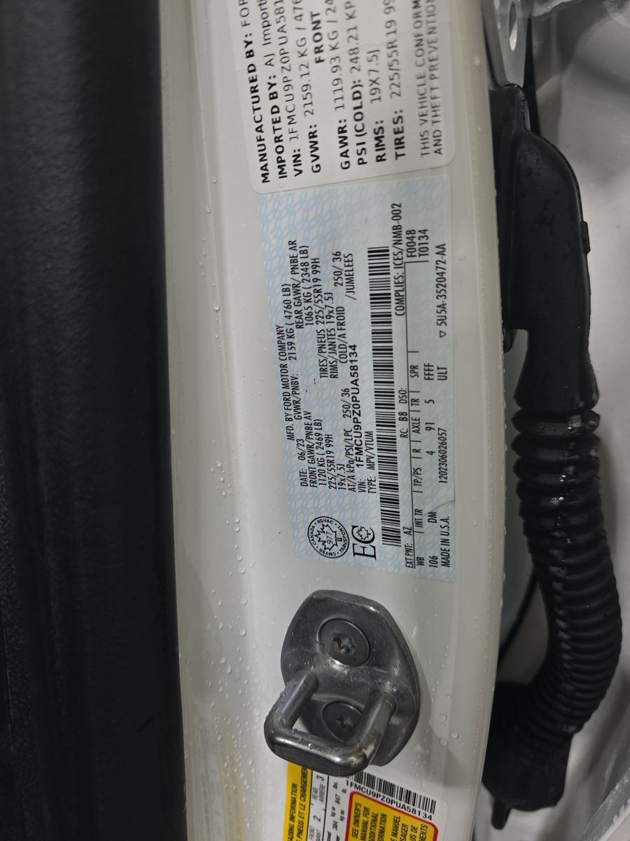 2023 Ford Escape Hybrid ST-Line Elite AWD