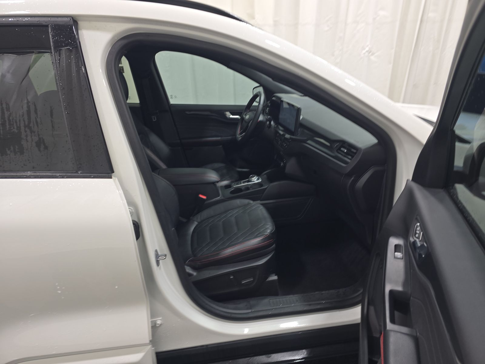 2023 Ford Escape Hybrid ST-Line Elite AWD