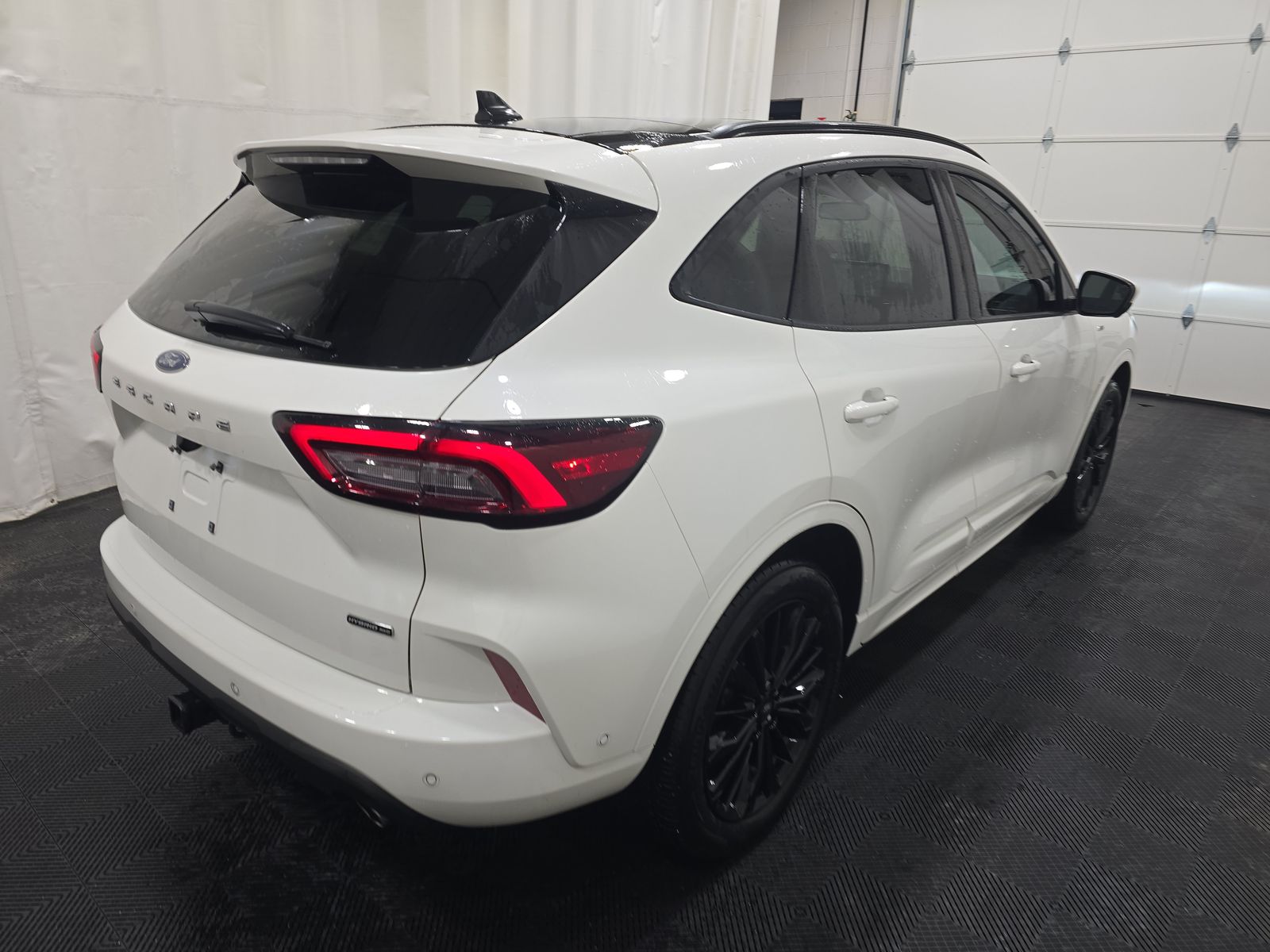 2023 Ford Escape Hybrid ST-Line Elite AWD