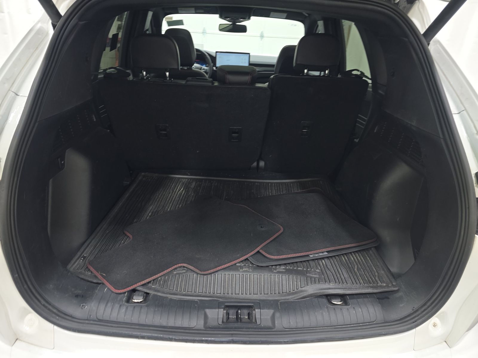 2023 Ford Escape Hybrid ST-Line Elite AWD