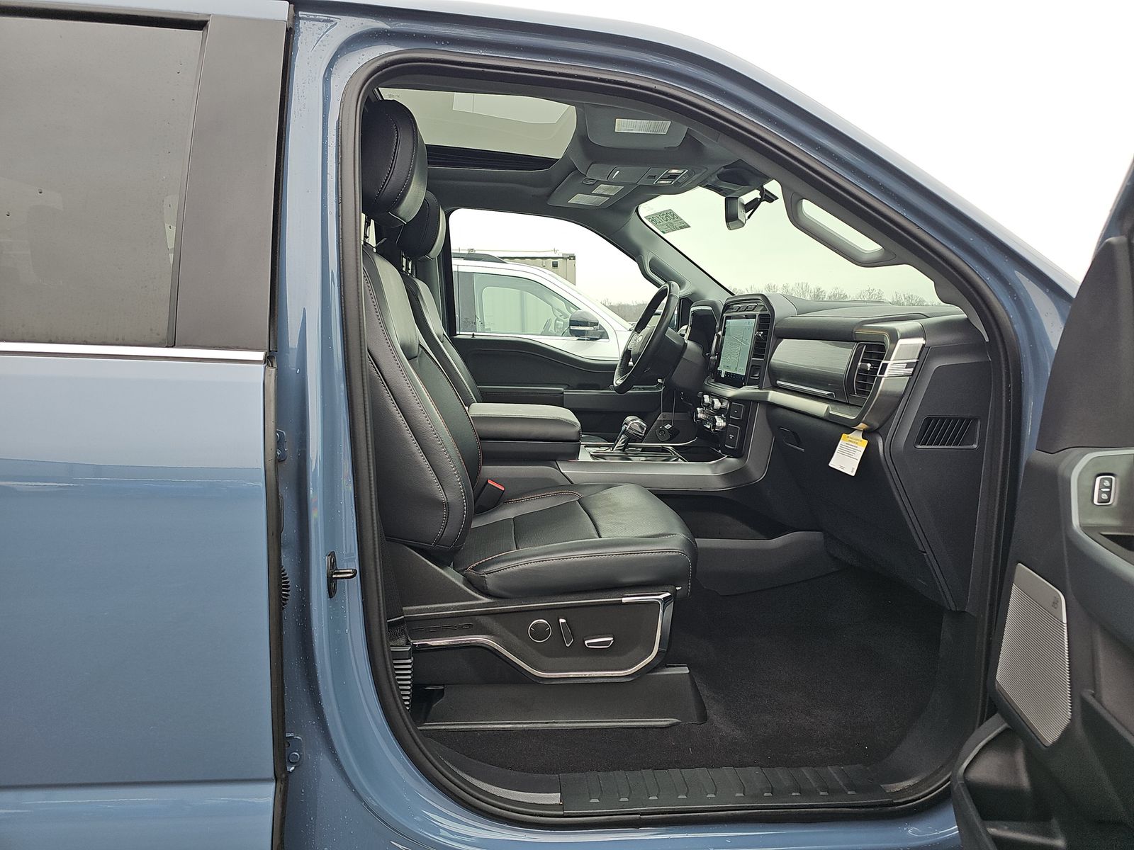 2023 Ford F-150 Lariat AWD