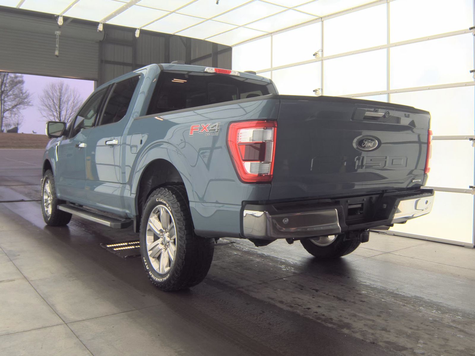 2023 Ford F-150 Lariat AWD
