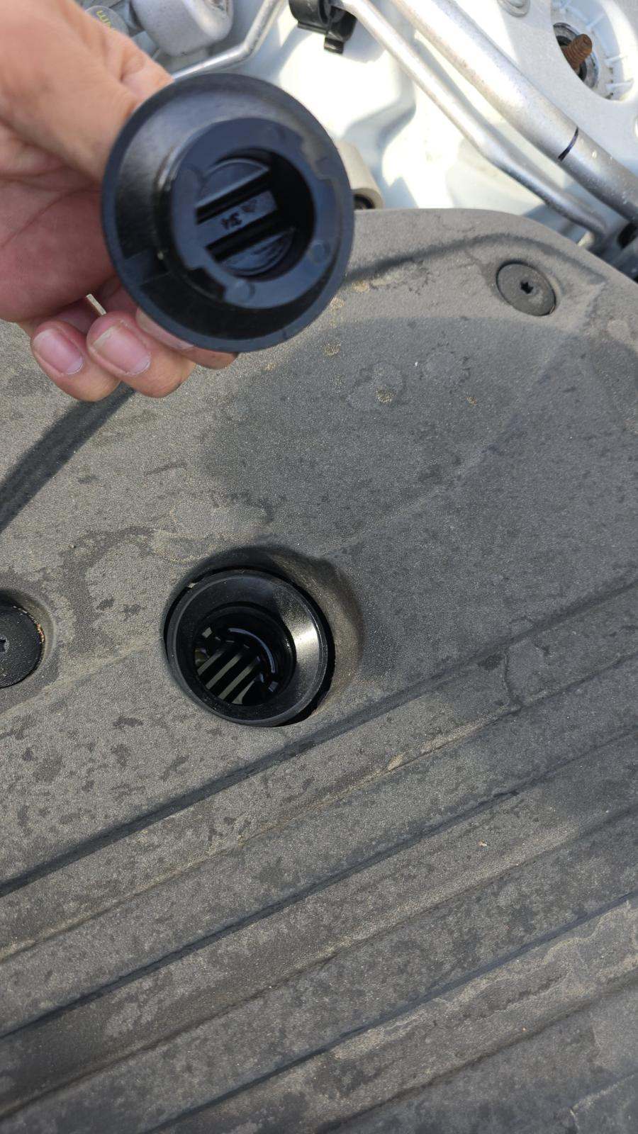 2022 Volvo XC60 B5 R-Design AWD