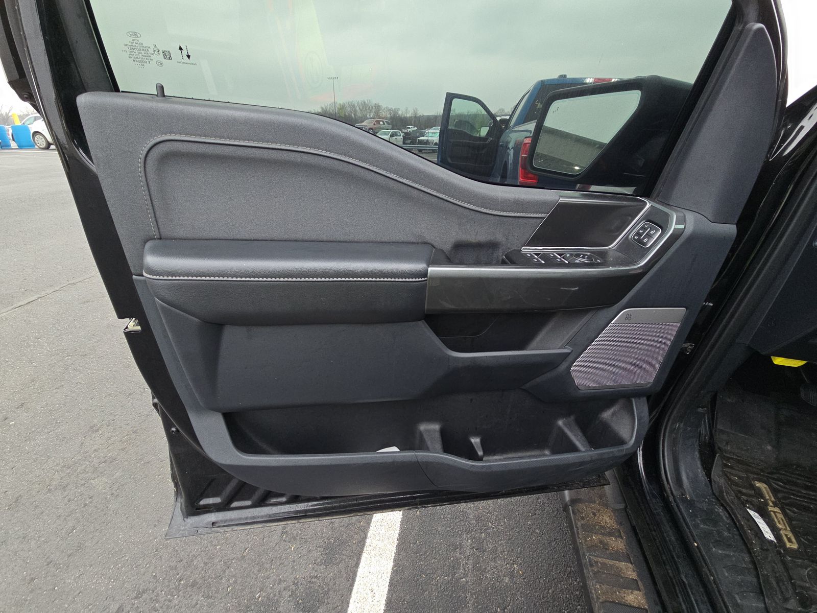 2022 Ford F-150 Lariat AWD