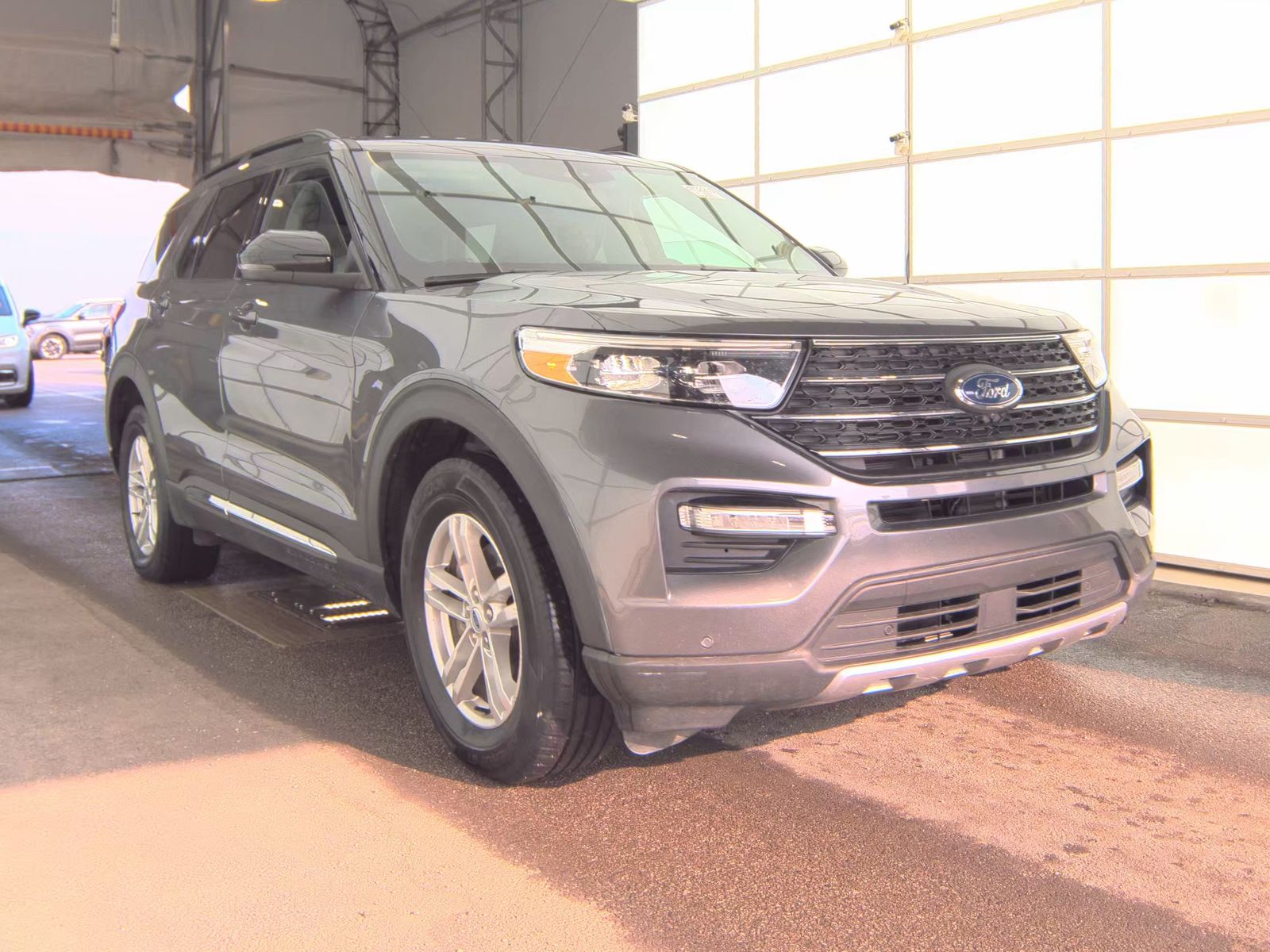 2023 Ford Explorer XLT AWD