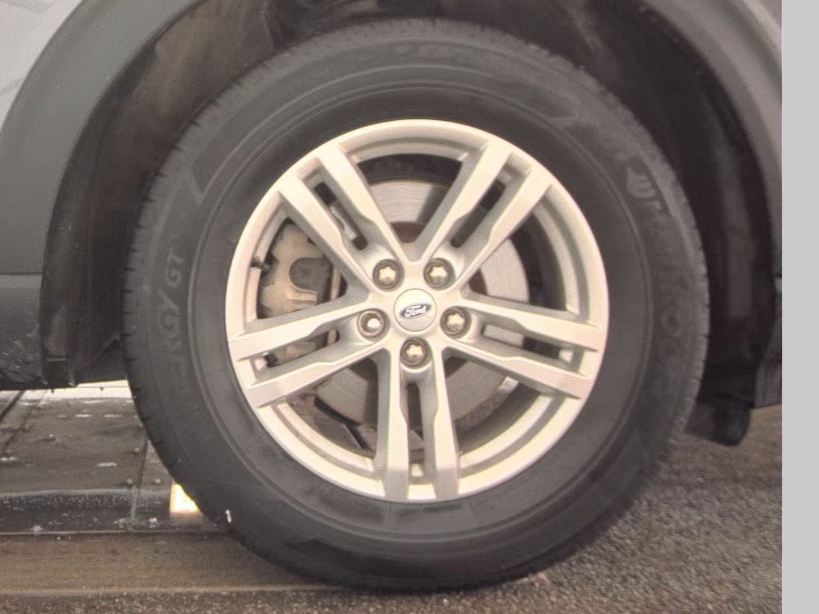 2023 Ford Explorer XLT AWD