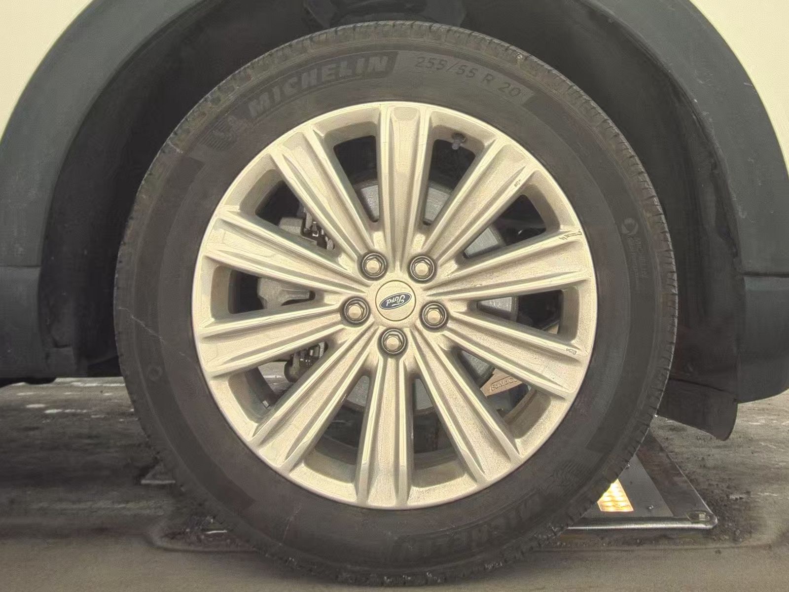 2022 Ford Explorer Limited AWD