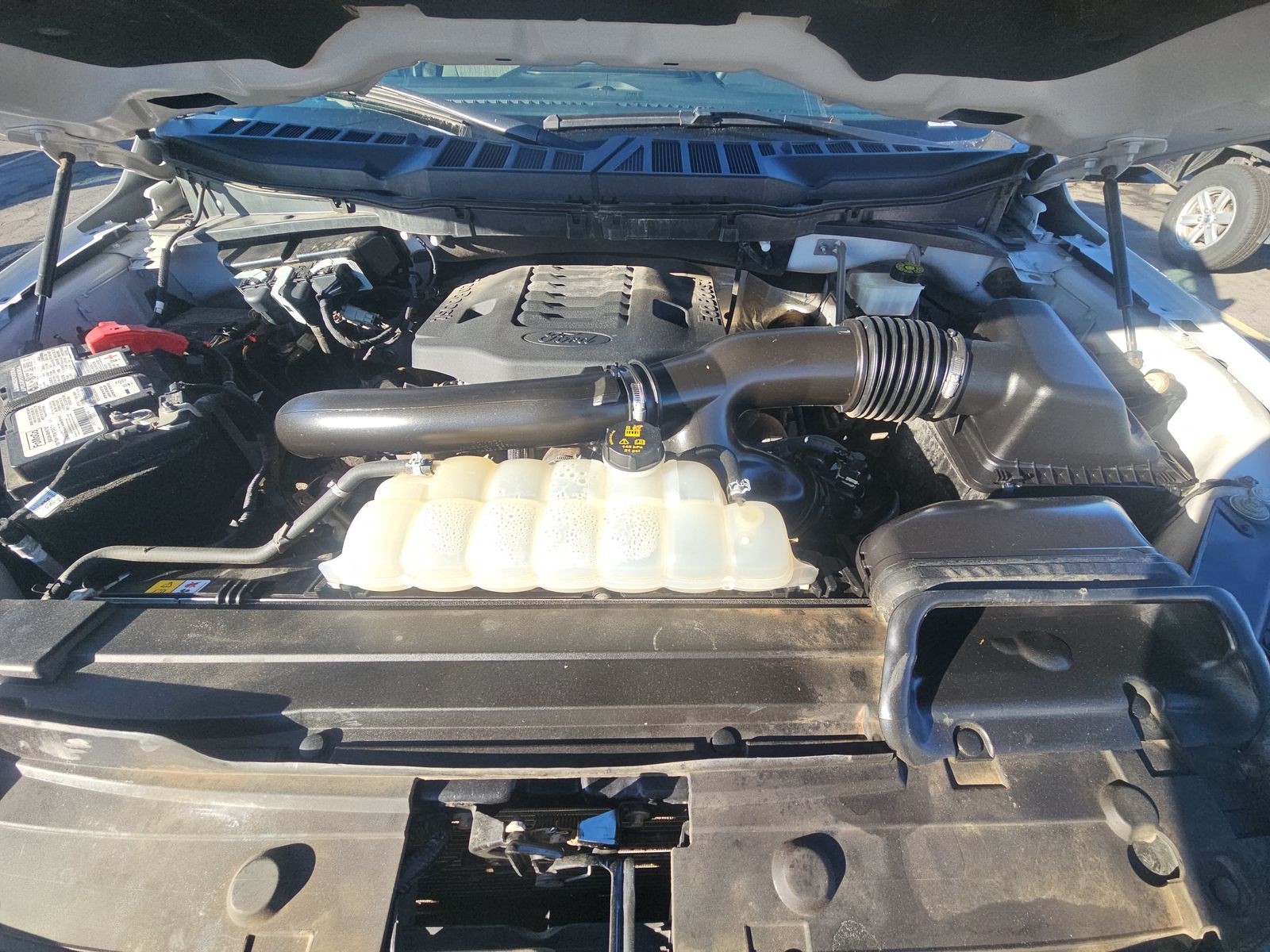 2023 Ford F-150 XLT AWD