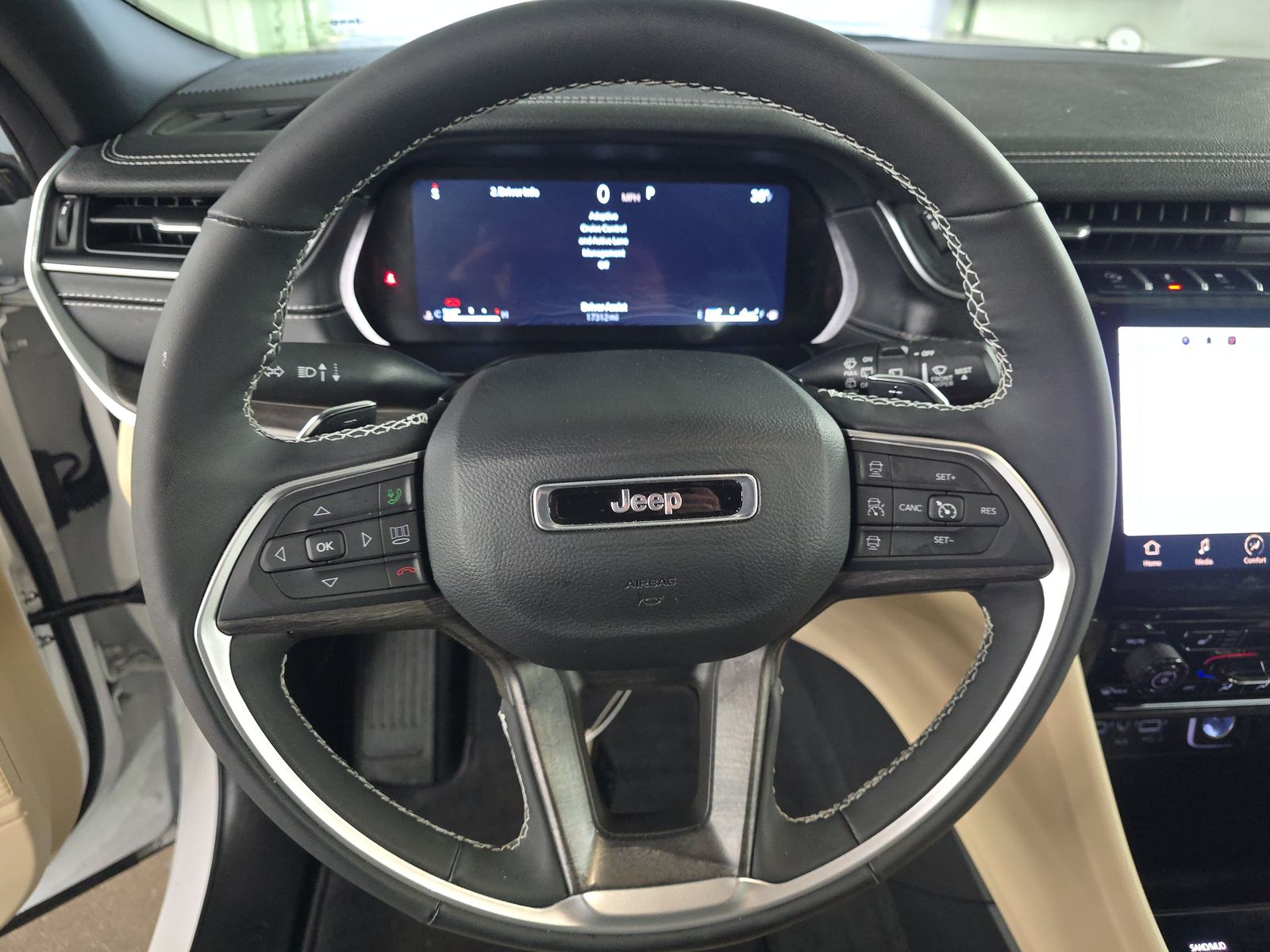 2025 Jeep Grand Cherokee Limited AWD