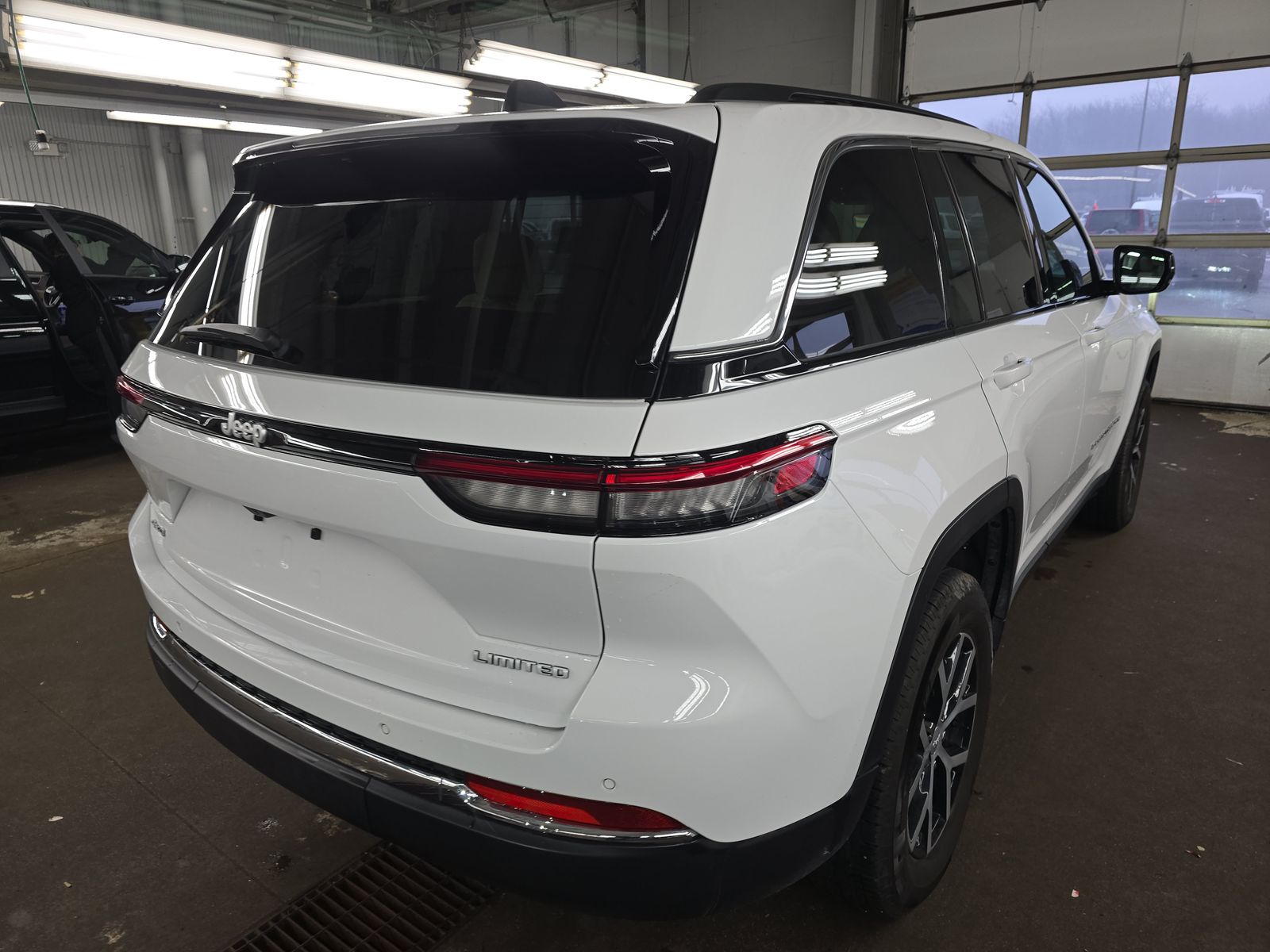 2025 Jeep Grand Cherokee Limited AWD