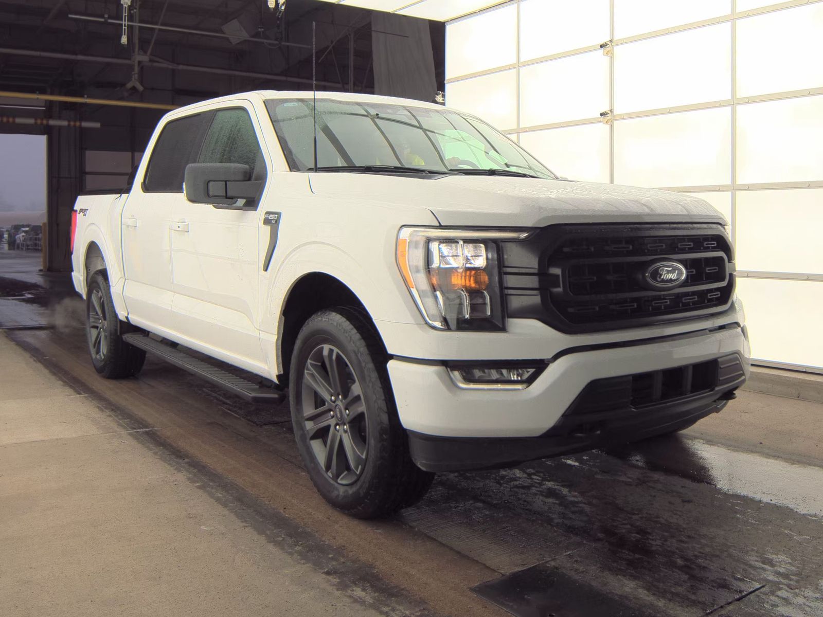 2023 Ford F-150 XLT AWD