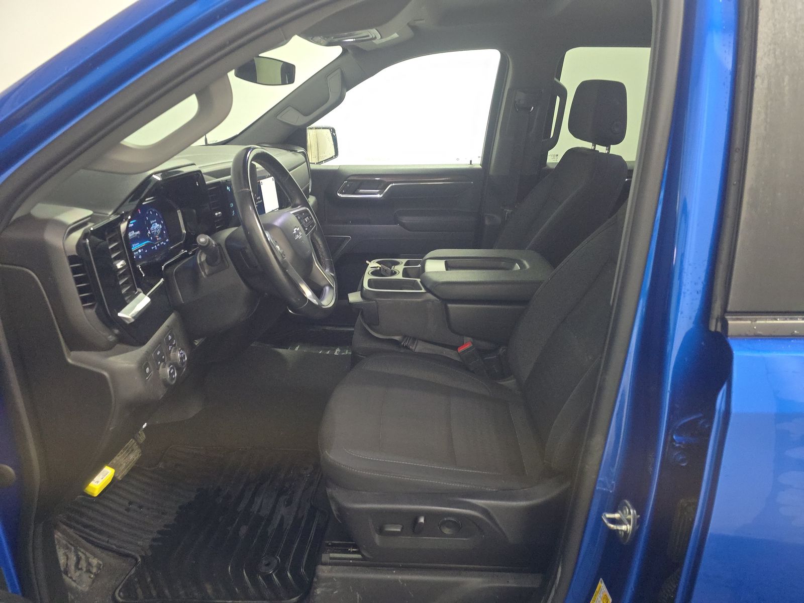 2024 Chevrolet Silverado 1500 RST AWD