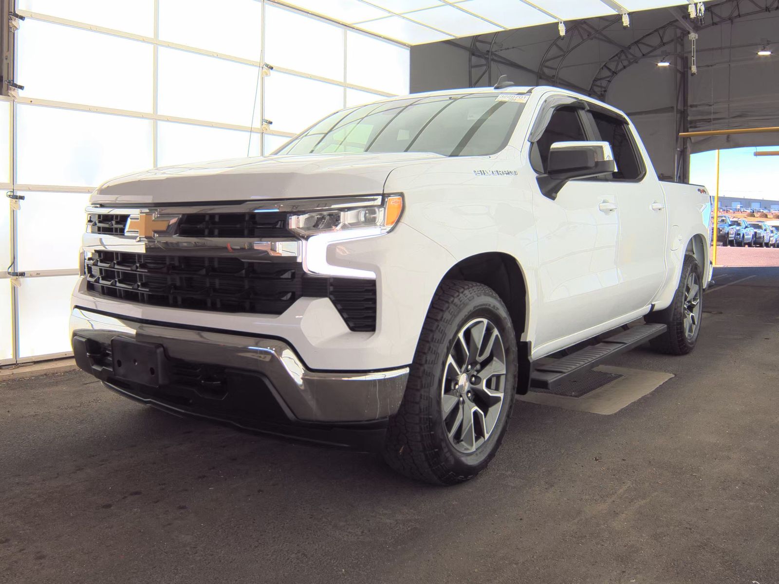 2023 Chevrolet Silverado 1500 LT AWD