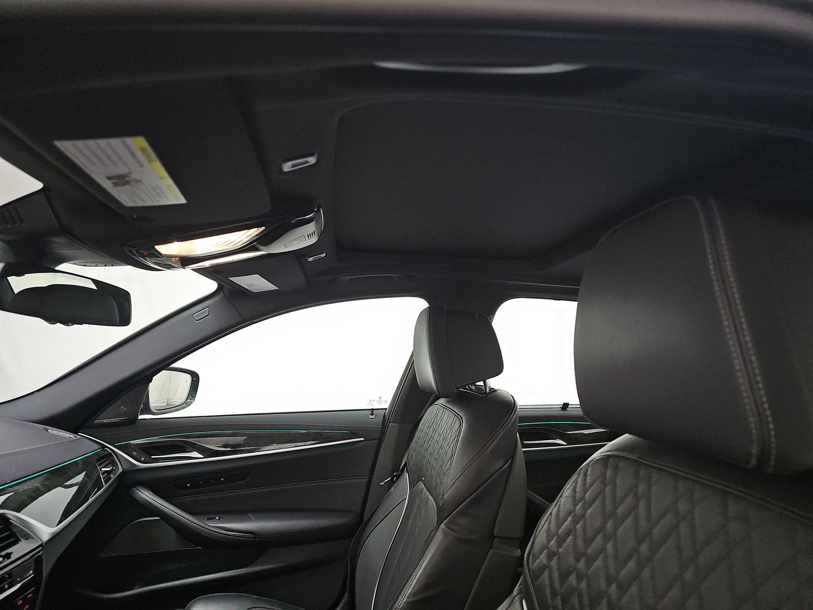 2023 BMW 5 Series M550i xDrive AWD